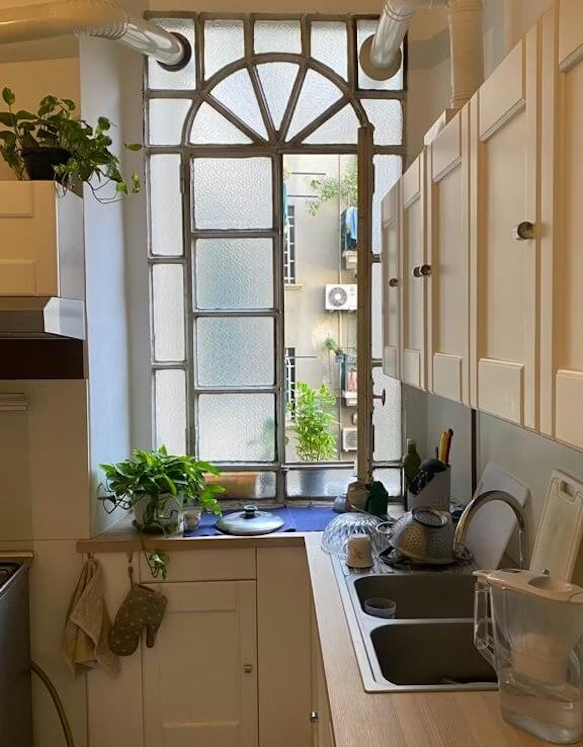 LEONCAVALLO10 - ROOM 1