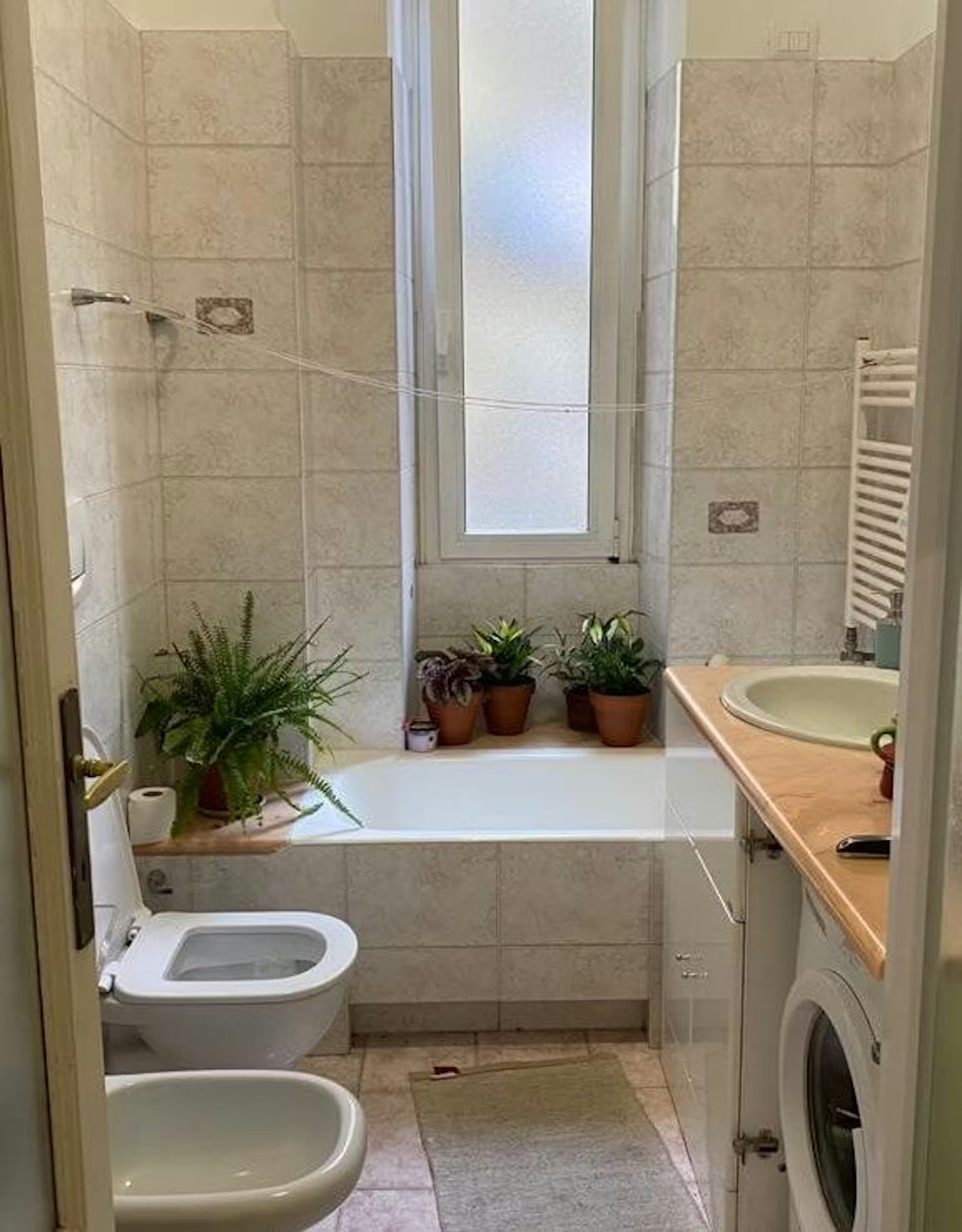 LEONCAVALLO10 - ROOM 1