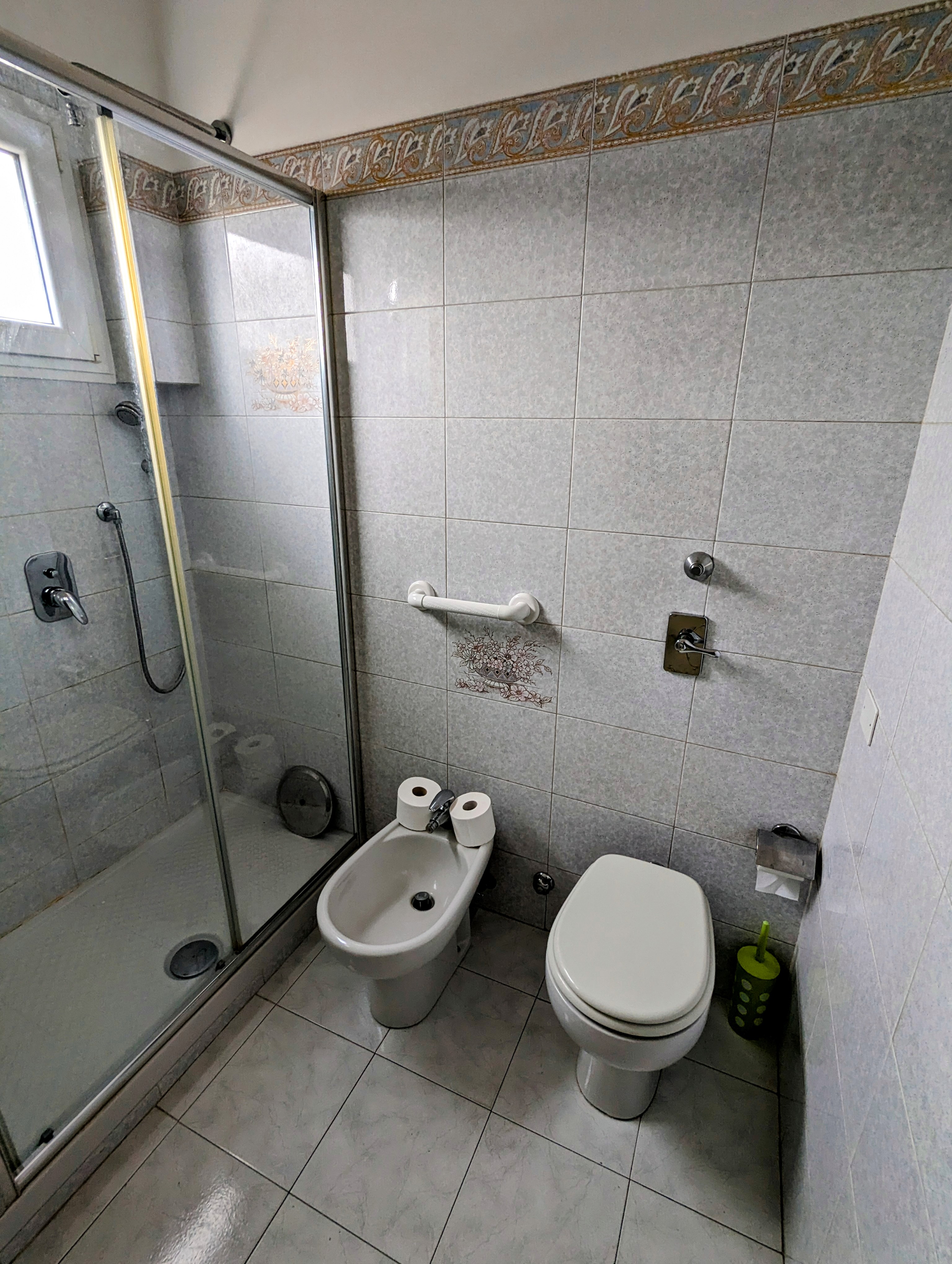 BELGIRATE13 - ROOM 1