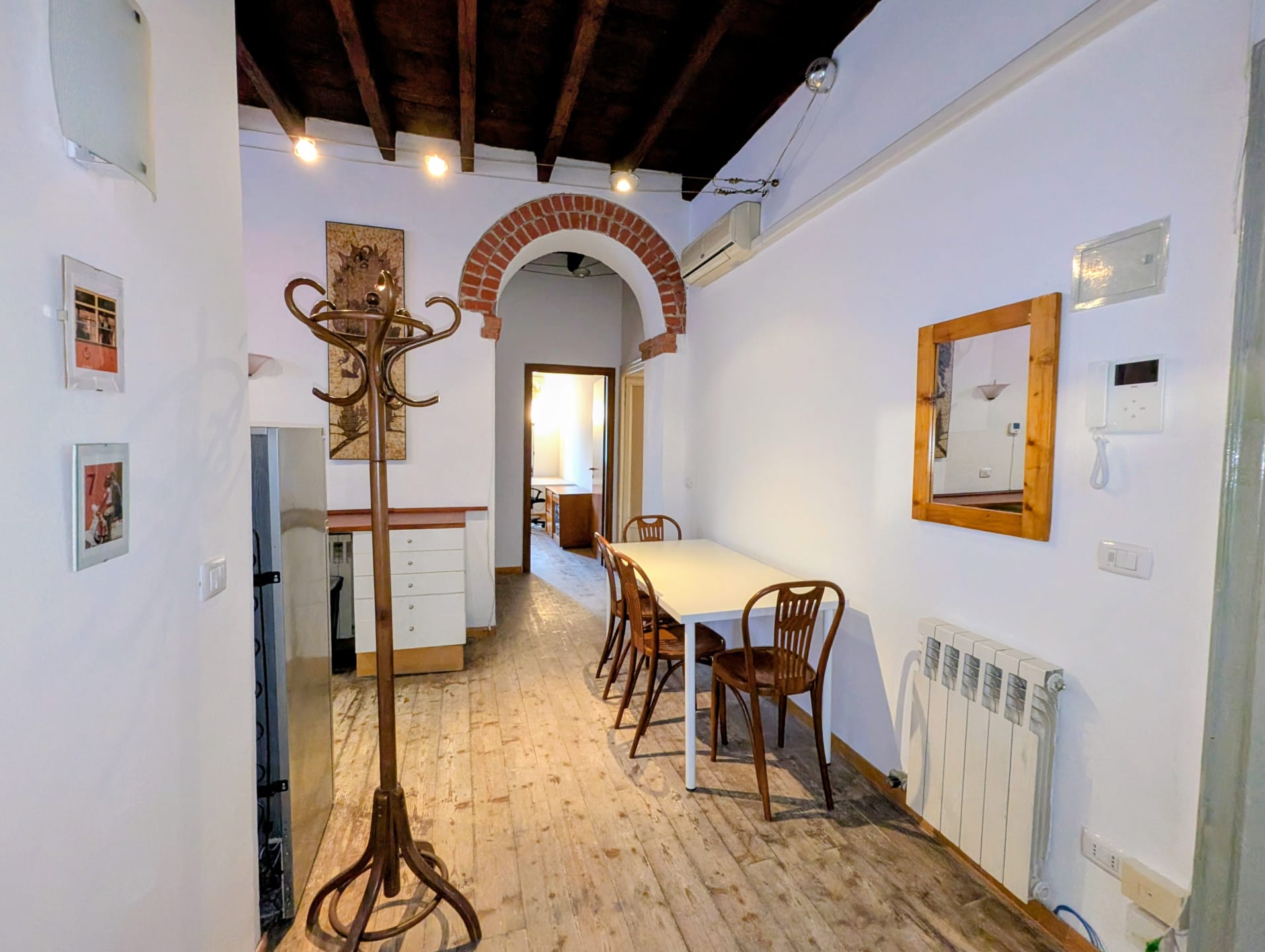 BLIGNY60 - ROOM 1